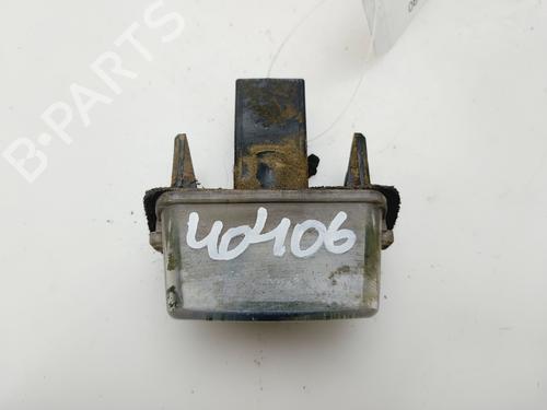 Éclairage de plaque d'immatriculation CITROËN XSARA PICASSO (N68) 1.6 HDi (90 hp) 30961507