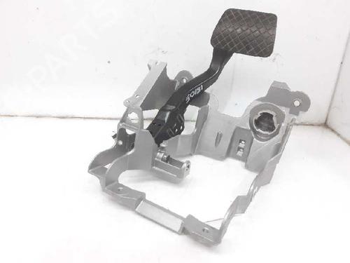 Used Break pedal AUDI Q5 (8RB) 2.0 TDI quattro (170 hp) 8765350