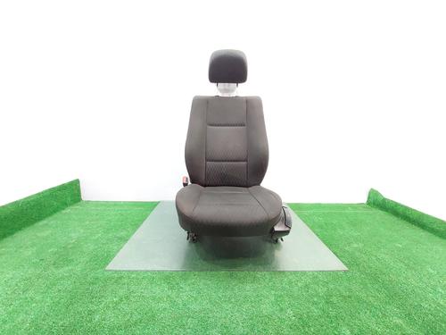 Used Left front seat BMW 3 (E46) 320 d (136 hp) 18902337