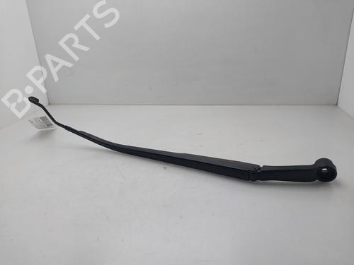 Used Front windshield wiper arm Front windshield wiper arm HYUNDAI i20 II (GB, IB) [2014-2021] 34126918 34126918