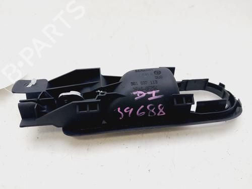 Venstre foran invendig håndtak VW PASSAT B5.5 (3B3) 2.5 TDI 4motion | BP29820929I13