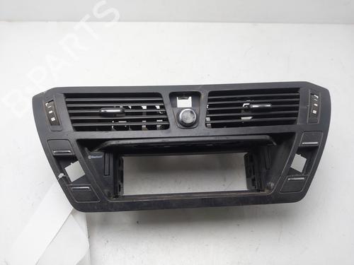 Used Air vent CITROËN C4 Grand Picasso I (UA_) 1.6 HDi (109 hp) 27209552