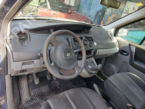 Headlight switch RENAULT SCÉNIC II (JM0/1_) | BP31839969I24