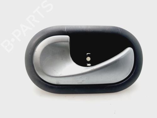 Used Front left interior door handle RENAULT CLIO III (BR0/1, CR0/1) 1.5 dCi (C/BR0G, C/BR1G) (68 hp) 31143949