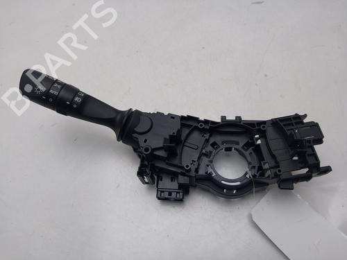Forlygtekontakt Forlygtekontakt TOYOTA AURIS (_E18_) 1.8 Hybrid (ZWE186_, ZWE186R) (136 hp) 34371814 34371814