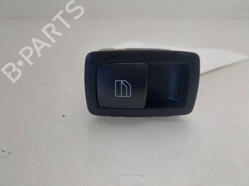 Used Right front window switch Right front window switch 38719652 38719652