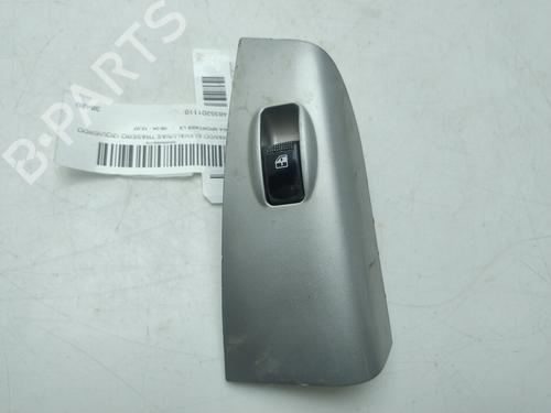 Used Left rear window switch KIA SPORTAGE II (JE_, KM_) 2.0 i 16V (141 hp) 27222408