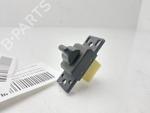 Used Right front window switch CHRYSLER VOYAGER IV (RG, RS) 2.5 CRD (141 hp) 30560128