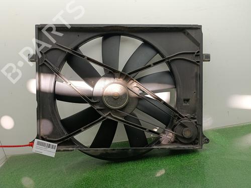 Used Radiator fan Radiator fan MERCEDES-BENZ S-CLASS (W220, V220) S 500 (220.075, 220.175, 220.875) (299 hp) 36404663 36404663