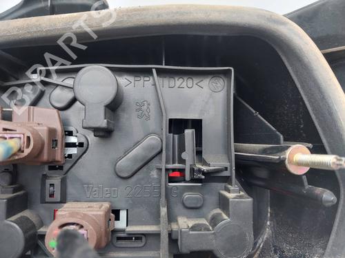 Left taillight PEUGEOT 406 (8B) 1.9 TD | BP15807986C34 