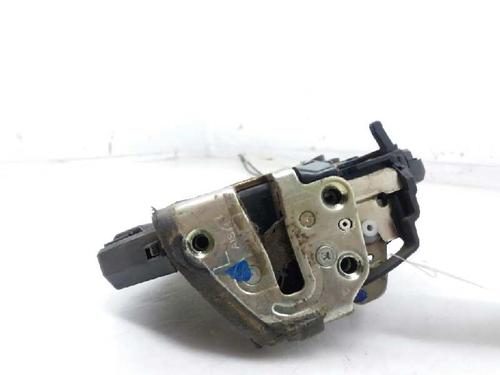 Rear left lock TOYOTA COROLLA (_E12_) 2.0 D-4D (CDE120R, CDE120L_) | BP2883532C100 