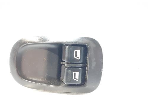Used Left front window switch PEUGEOT 206 Hatchback (2A/C) 1.1 i (60 hp) 12403850