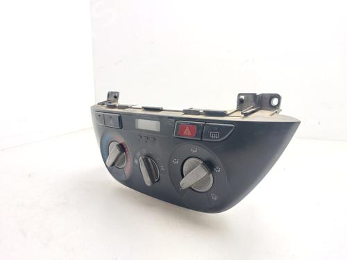 Climate control TOYOTA RAV 4 II (_A2_) 2.0 4WD (ACA21, ACA20) | BP37154811I5 - Image 3