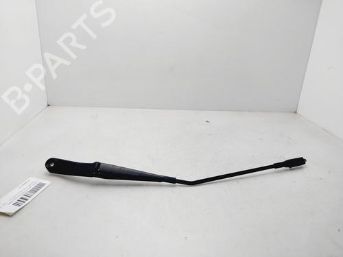 Used Front windshield wiper arm MERCEDES-BENZ B-CLASS Sports Tourer (W245) [2005-2011]  26738828
