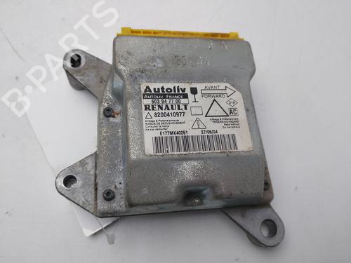 ecu-airbags-renault-laguna-ii-bg01_-2001-2002-2003-2004-2005-2006-2007-34113582 main image
