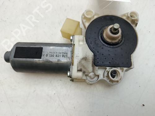 Used Left front window motor Left front window motor MERCEDES-BENZ CLK (C209) CLK 270 CDI (209.316) (170 hp) 32517634 32517634