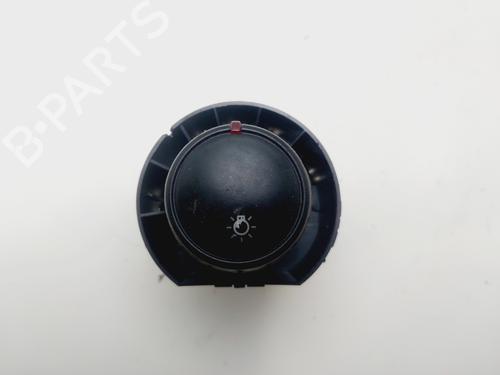 Forlygtekontakt SEAT LEON (1P1) 2.0 TDI (170 hp) 31988155