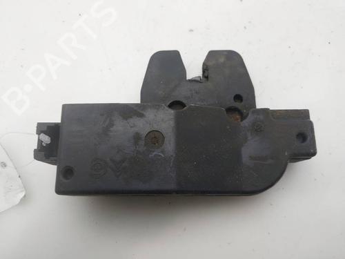 Cerradura de porton trasero Cerradura de porton trasero 39596024 39596024