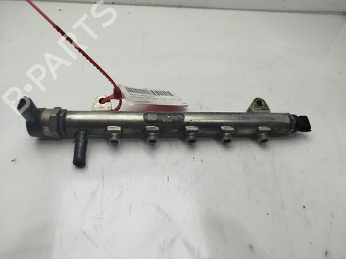 Rail D'Injecteurs CHEVROLET NUBIRA Saloon 1.6 (109 hp) 32071746