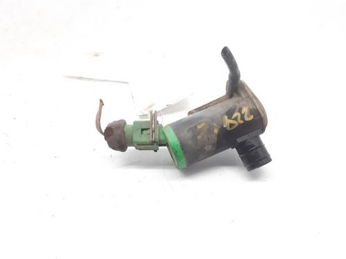 Used Washer pump PEUGEOT 106 II (1A_, 1C_) 1.5 D (57 hp) 13998285