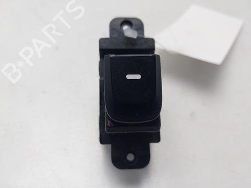 Mando elevalunas delantera derecho Mando elevalunas delantera derecho HYUNDAI i10 II (BA, IA) 1.0 (67 hp) 35803794 35803794