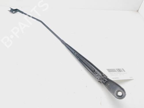 Used Front windshield wiper arm CITROËN C3 III (SX) 1.2 VTi 82 (82 hp) 30603207