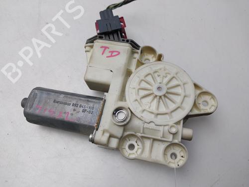 Used Right rear window motor Right rear window motor TOYOTA AVENSIS (_T25_) 2.2 D-4D (ADT251_, ADT251R) (150 hp) 34121246 34121246