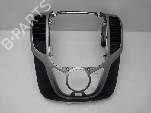 Used Middle console Middle console 38320939 38320939