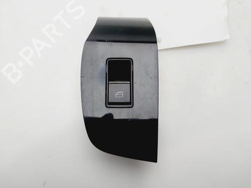 Højre fortil elrude kontakt MAZDA 3 Saloon (BP_) [2018-2026]  31827089