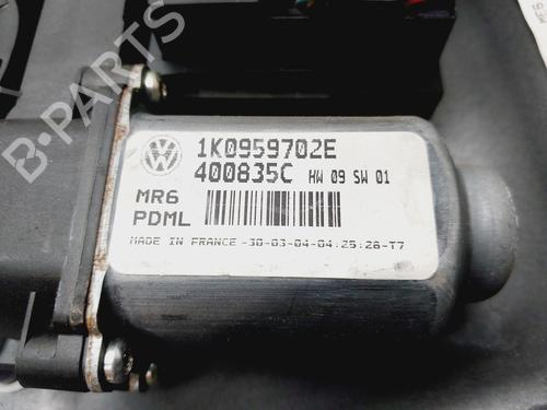 Rudehejsemekanisme Højre foran VW GOLF V (1K1)  | BP28208486C23 