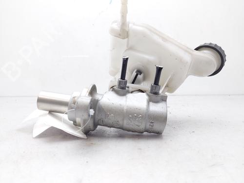 Brake master cylinder PEUGEOT 3008 II SUV (MC_, MR_, MJ_, M4_) 2.0 BlueHDi 180 | BP13577834M77 