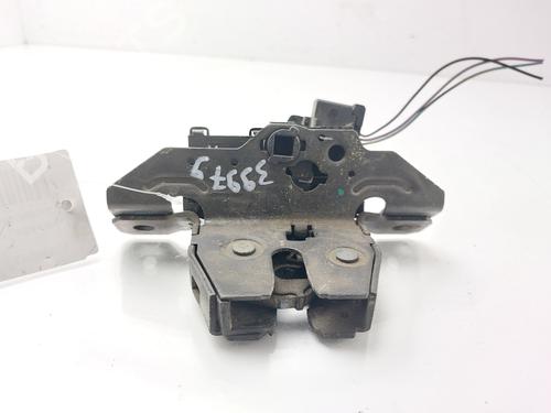 Used Tailgate lock CHEVROLET ORLANDO (J309) 2.0 D (131 hp) 30400174