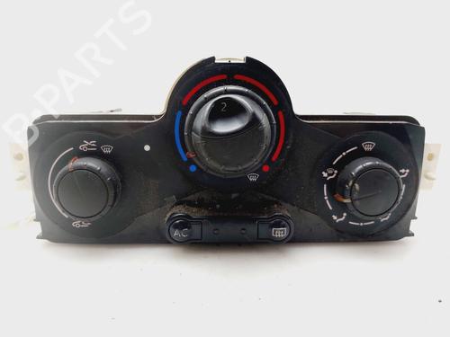Used Climate control RENAULT MEGANE II Saloon (LM0/1_) [2003-2026]  31365435