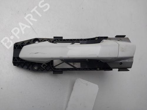 front-left-exterior-door-handle-vw-golf-vii-5g1-bq1-be1-be2-2012-2013-2014-2015-2016-2017-2018-2019-2020-2021-36142396 main image