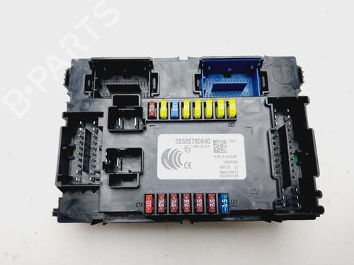 Used Fuse box JEEP RENEGADE SUV (BU, B1, BV) 1.6 CRD (95 hp) 26143334