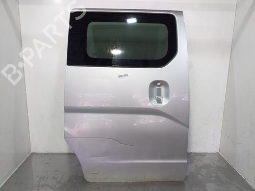 Used Right slide door NISSAN NV200 / EVALIA Bus 1.5 dCi 85 (M20, M20M, M20K, M20KK) (86 hp) 17611999