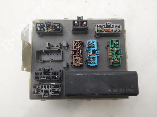 Used Fuse box Fuse box 38168667 38168667