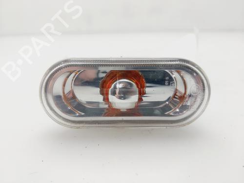Used Left side indicator SEAT LEON (1P1) 2.0 TDI (170 hp) 31988143