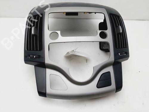 Used Middle console HYUNDAI i30 (FD) 1.4 (109 hp) 31592996