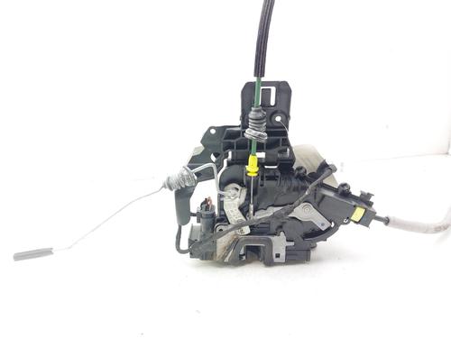 Front left lock MERCEDES-BENZ C-CLASS (W205) C 220 BlueTEC / d (205.002, 205.004) | BP17156060C98 