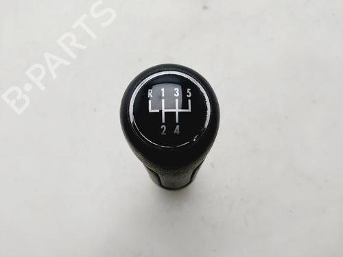 Schaltknauf für VW POLO IV (9N_, 9A_) 1.4 16V (75 hp) 31146540