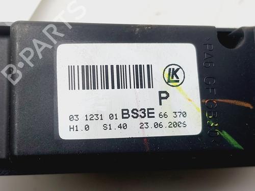 Right front window switch MAZDA 3 Saloon (BK) 1.6 DI Turbo (BK12Y) | BP32666462I26 - Image 4
