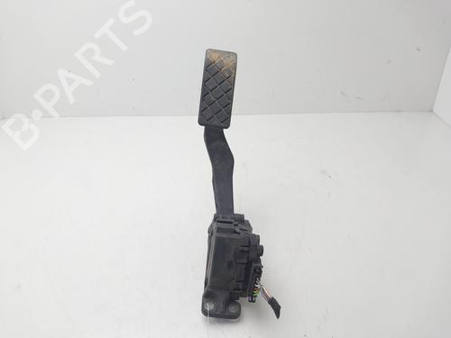 Pédale VW TRANSPORTER T5 Van (7HA, 7HH, 7EA, 7EH) 1.9 TDI (102 hp) 31853830