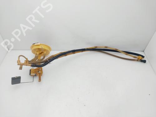 Used Fuel pump BMW 3 (E90) 320 d (163 hp) 29810647