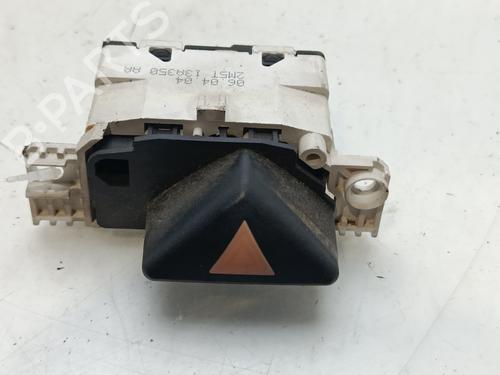 Used Warning switch FORD FOCUS I (DAW, DBW) 1.8 TDCi (100 hp) 31608836