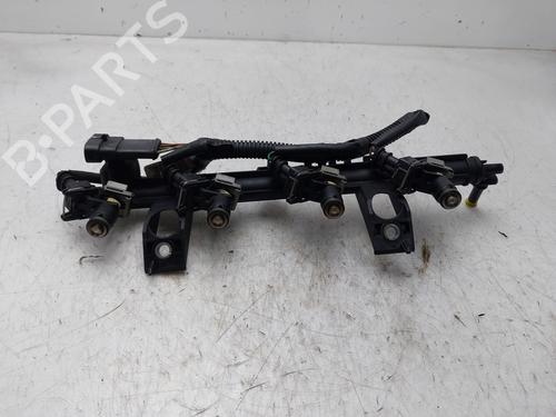 Used Injection rail Injection rail RENAULT CLIO III (BR0/1, CR0/1) 1.2 16V (BR0P, CR0P) (101 hp) 32736479 32736479
