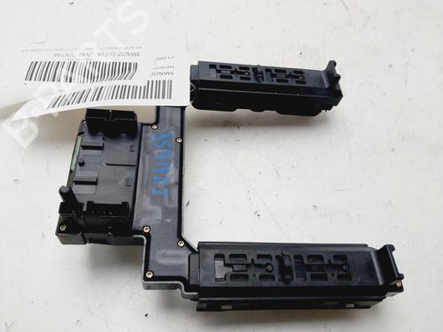 Switch MERCEDES-BENZ E-CLASS (W210) E 320 CDI (210.026) | BP25735087I30 