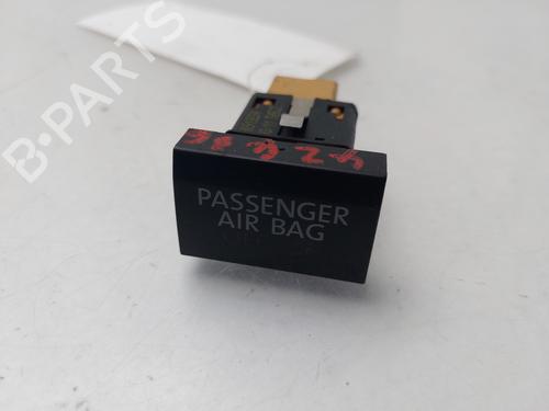 Used Switch Switch 37693565 37693565