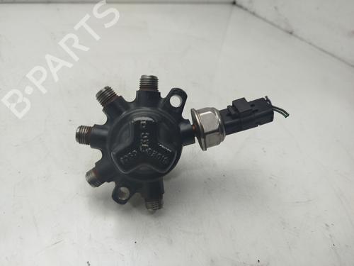 Used Injection rail FORD MONDEO IV (BA7) [2007-2015]  32172437