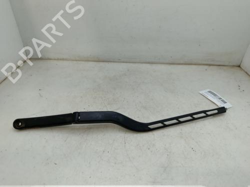 Used Front windshield wiper arm Front windshield wiper arm 38202891 38202891